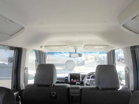Honda N-BOX Plus Custom