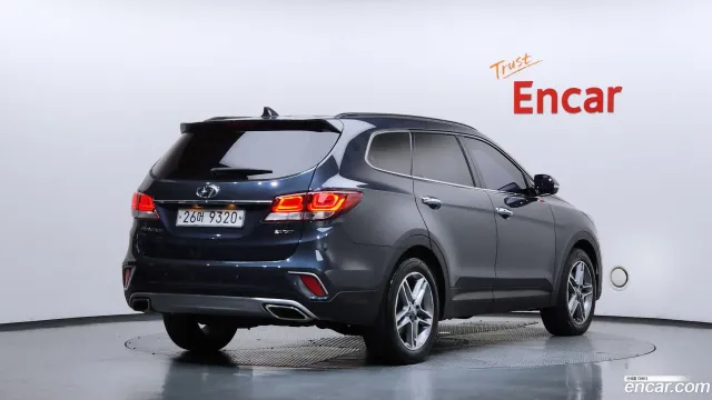 Hyundai Grand Santa Fe (Maxcruz)