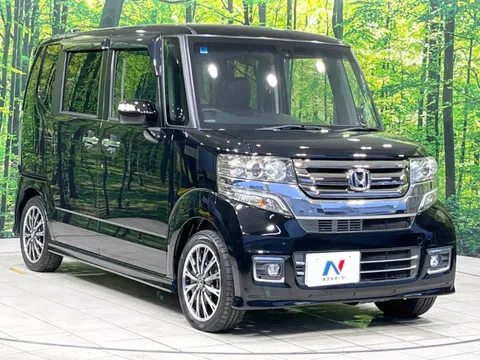 Honda N-BOX Custom