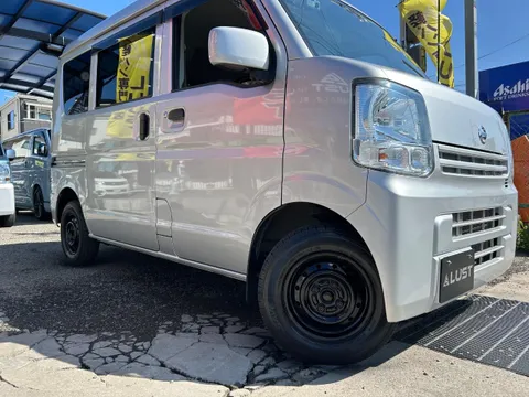 Nissan Clipper