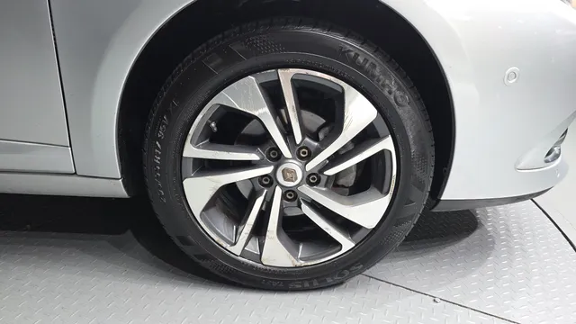 Renault SM3