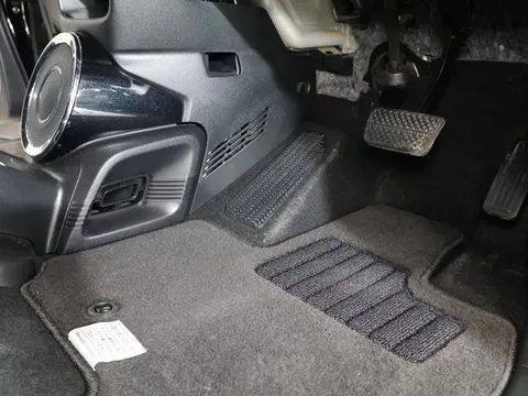 Honda N-BOX Slash
