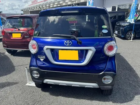 Toyota Pixis Joy