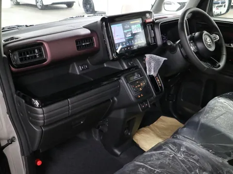 Suzuki Spacia Custom