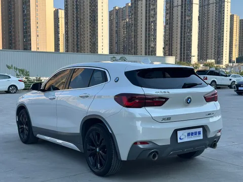 BMW X2