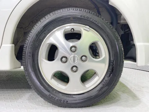 Nissan Otti