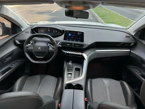 Peugeot 4008