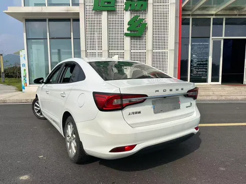 Roewe i5