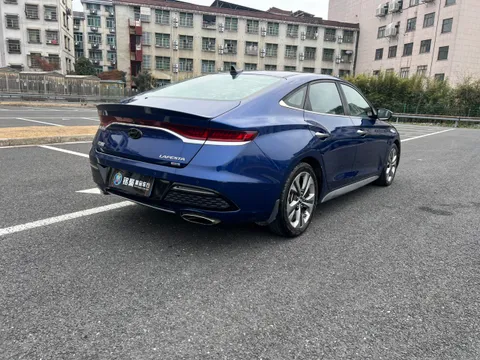 Hyundai Festa