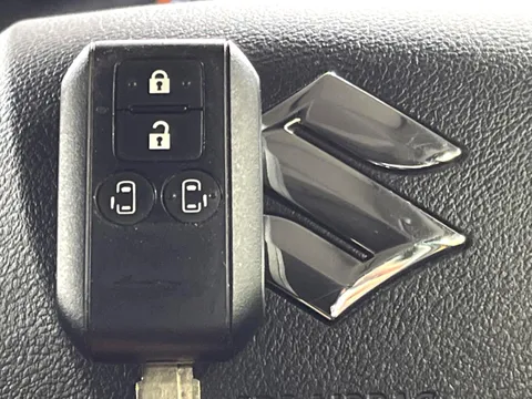 Suzuki Spacia Gear