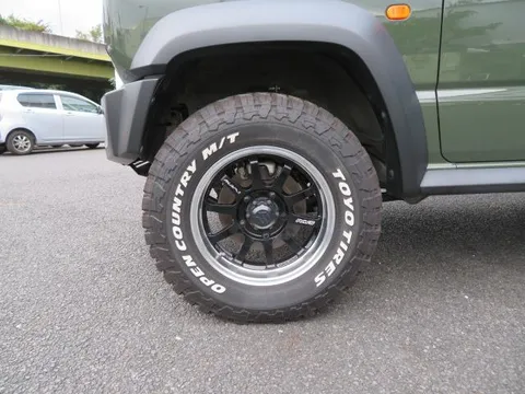 Suzuki Jimny Sierra