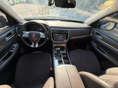 Roewe RX8