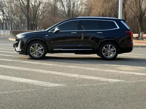 Cadillac XT6