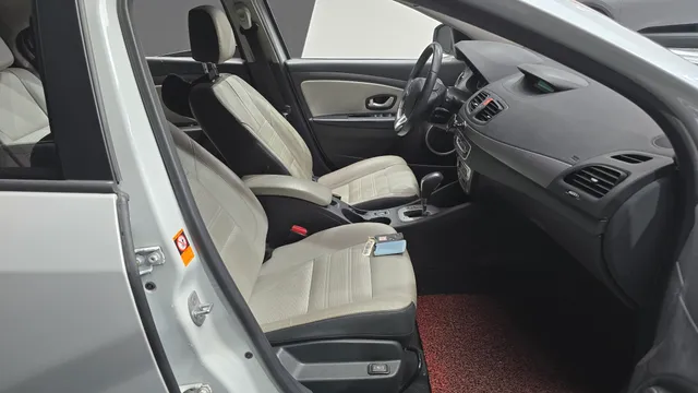 Renault SM3