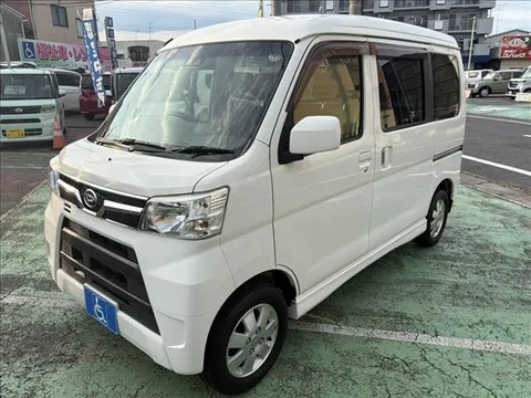 Daihatsu Atrai Wagon