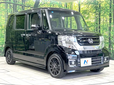 Honda N-BOX Custom