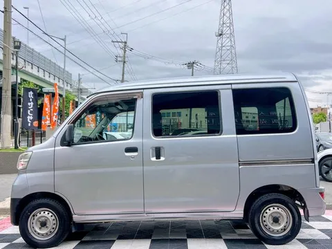 Daihatsu Hijet Cargo