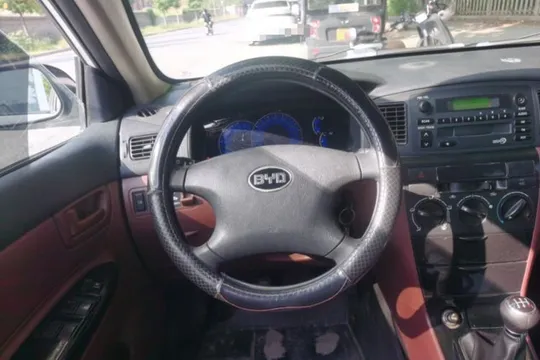 BYD F3