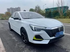 Roewe i6