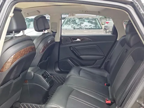 Zotye Z700