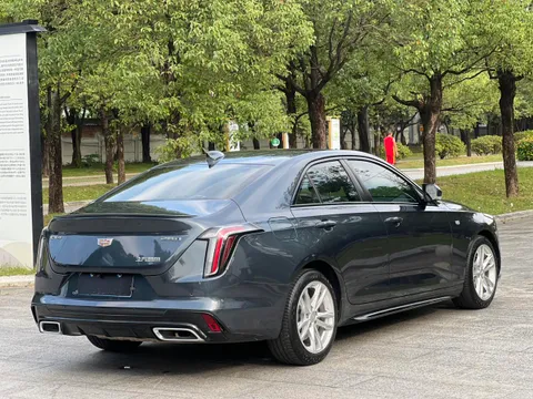 Cadillac CT4