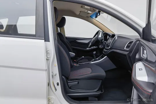Baojun 560