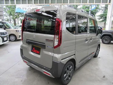 Suzuki Spacia Gear