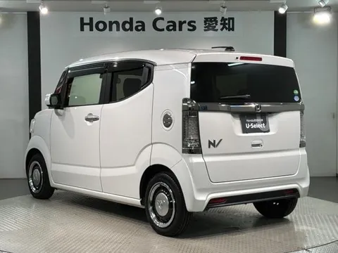 Honda N-BOX Slash