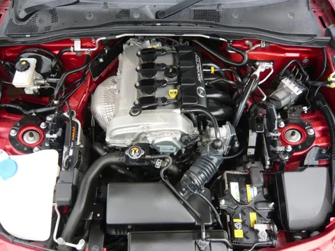 Mazda MX-5 (Roadster)