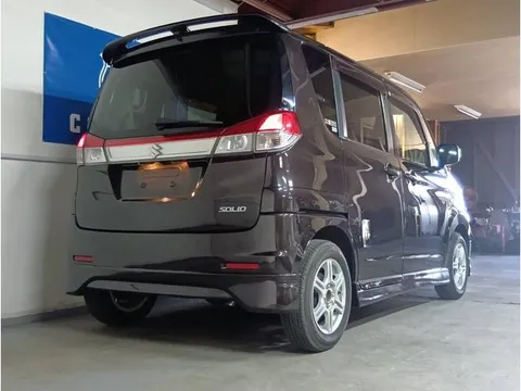 Suzuki Solio