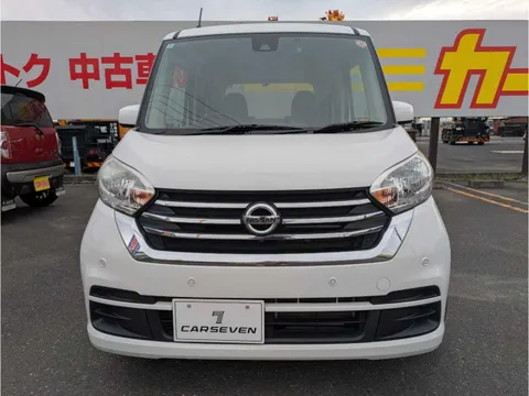 Nissan Dayz Roox