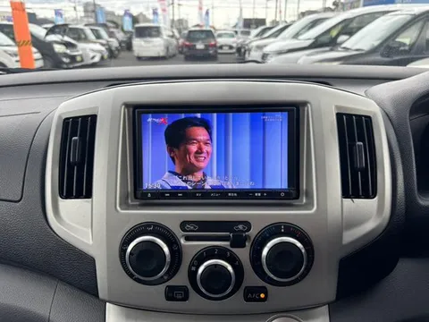 Nissan Vanette