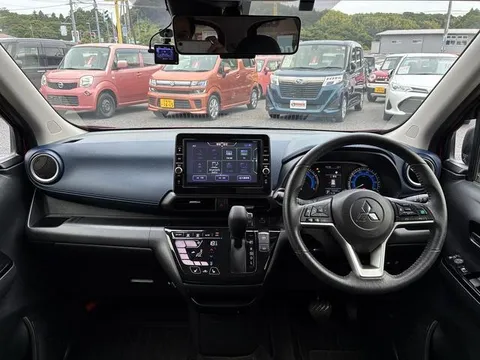 Mitsubishi eK X