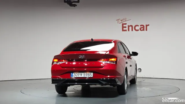 Hyundai Elantra (Avante)