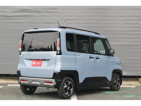 Mitsubishi Delica Mini