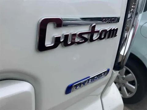 Suzuki Spacia Custom