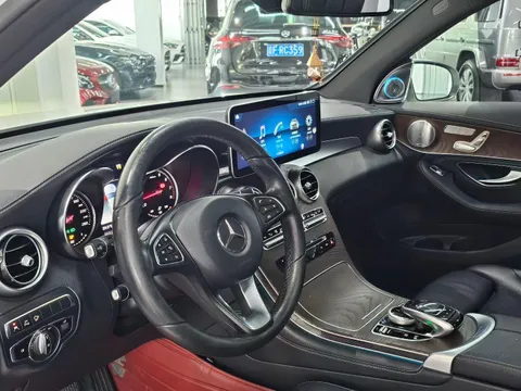 Mercedes-Benz Mercedes-Benz GLC