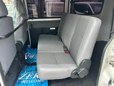 Toyota TownAce Van