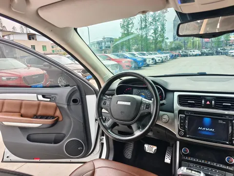 Haval H8