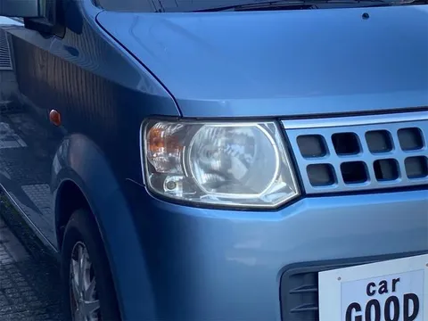 Nissan Otti