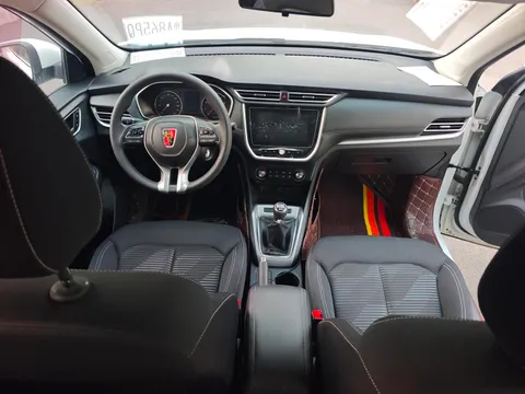 Roewe RX3