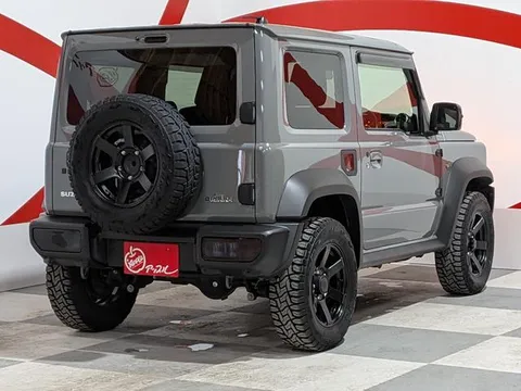 Suzuki Jimny Sierra