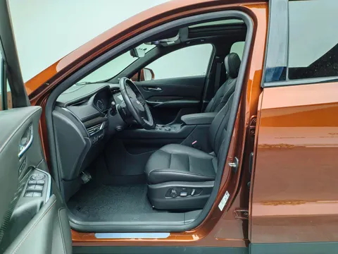 Cadillac XT4
