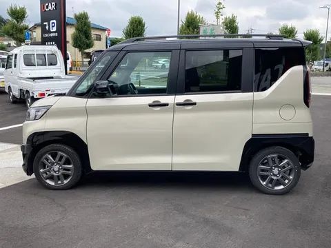 Mitsubishi Delica Mini