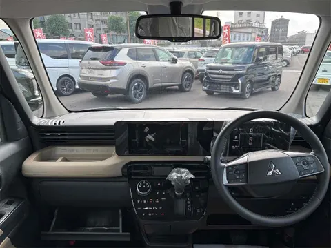 Mitsubishi Delica Mini