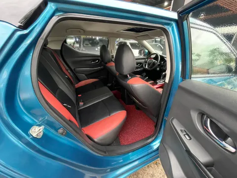 Nissan Bluebird