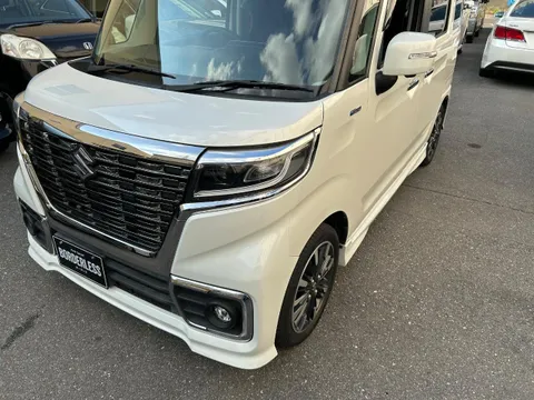 Suzuki Spacia Custom