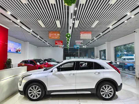 Cadillac XT4
