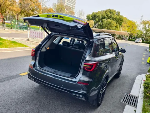 Roewe RX5