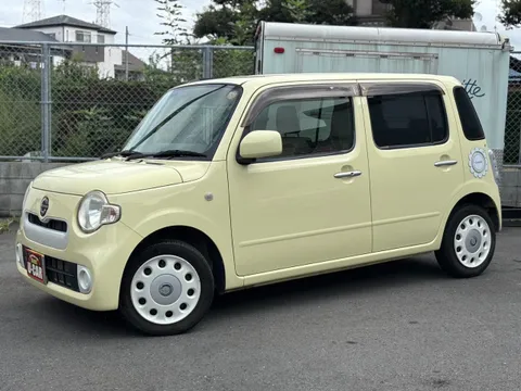 Daihatsu Mira Cocoa